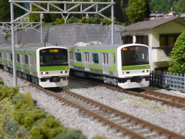 E231-500 series (Yamanote Line) - Kato and MicroAce sets