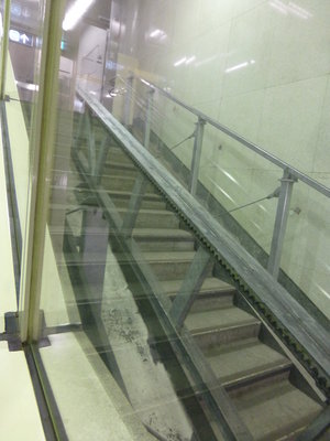 Meiji Jingumae Station - stairlift